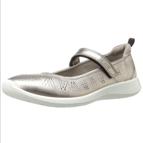 ecco women's soft 5 mary jane sneaker